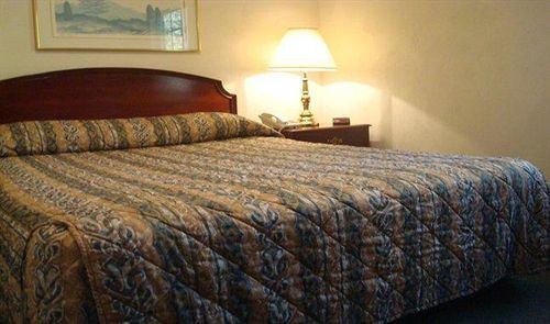 Affordable Suites Charlottesville Exteriör bild