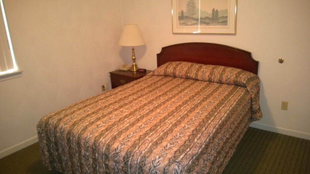 Affordable Suites Charlottesville Exteriör bild